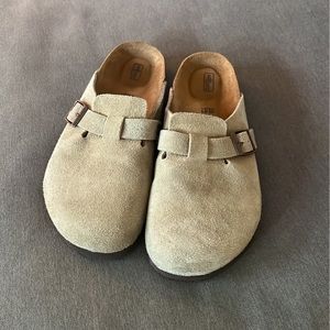 Birkenstock Boston clogs